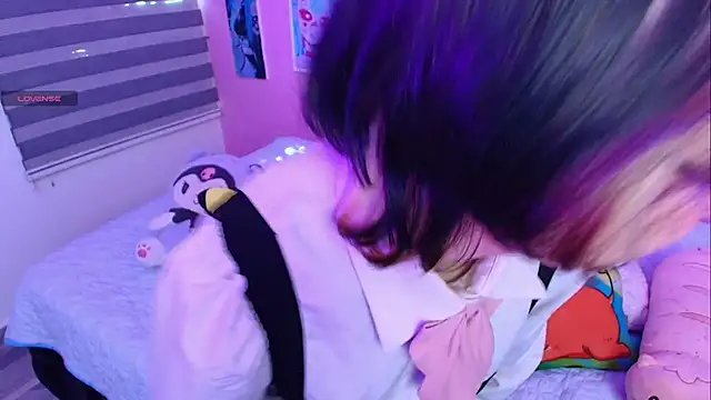 Miwa violet online show from 19, 12, 2025