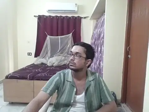 THE NAKED BOY online show from 8, 3, 2026