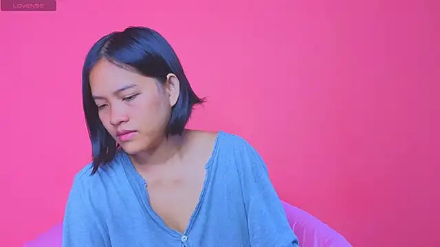 Natsu   online show from 5, 12, 2024