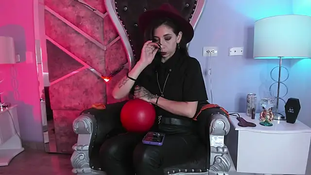 Teresajames  online show from 26, 1, 2025