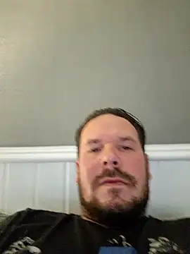 Snapshot of chrisB09 chatting on 2, 12, 2025 chrisB09 online show from 2, 12, 2025