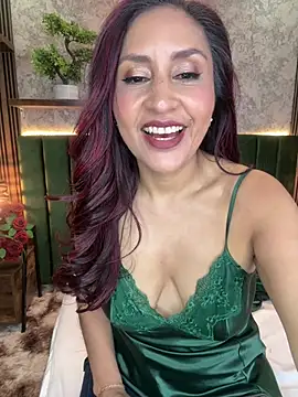 MonicaMoret online show from 24, 7, 2026