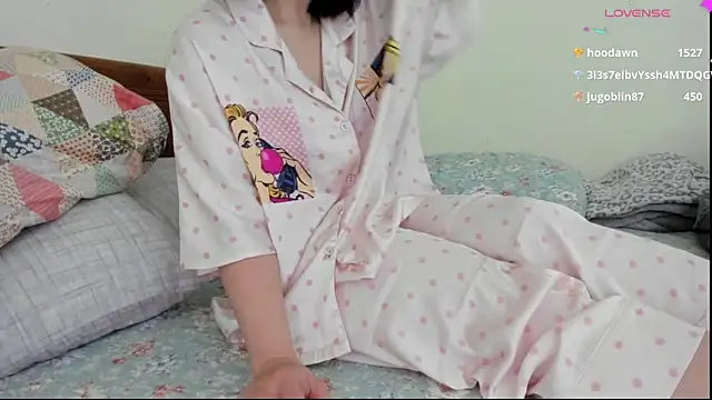 Baby Claraa online show from 5, 1, 2025