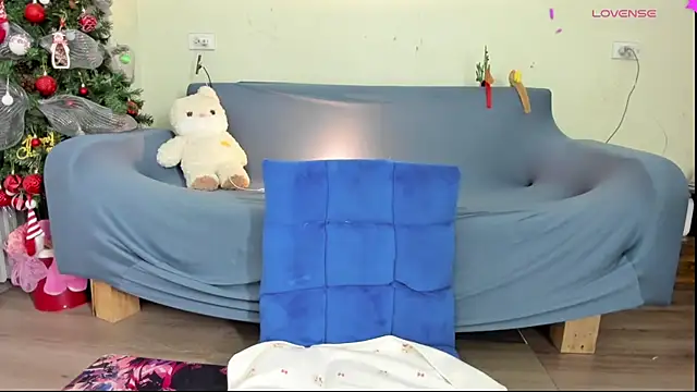 Baby Claraa online show from 18, 1, 2025