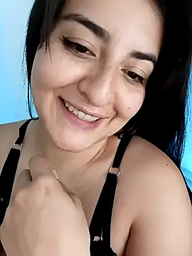 Snapshot of moritalatina chatting on 12, 1, 2025 moritalatina online show from 12, 1, 2025