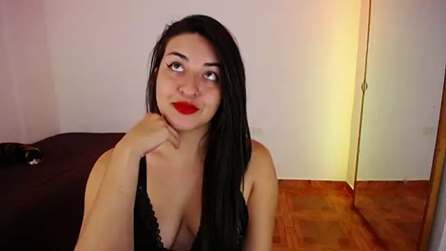 Snapshot of moritalatina chatting on 12, 10, 2025 moritalatina online show from 12, 10, 2025