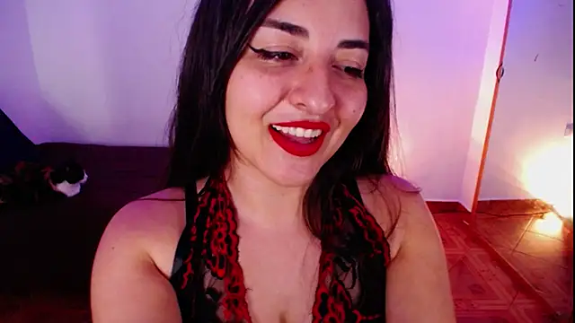 Snapshot of moritalatina chatting on 4, 11, 2025 moritalatina online show from 4, 11, 2025