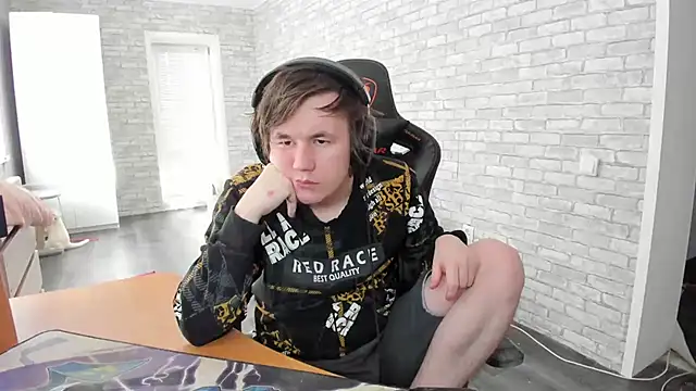 iliaskrislove online show from 11, 3, 2025