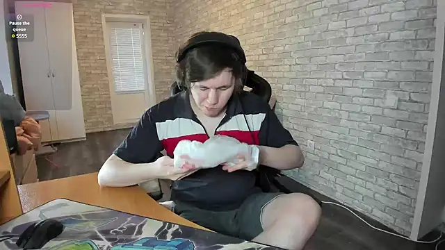 iliaskrislove online show from 18, 3, 2025