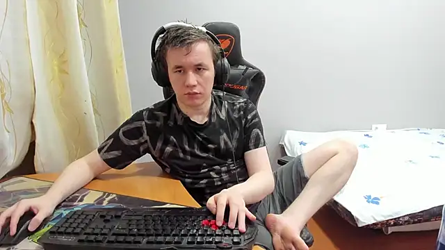 iliaskrislove online show from 12, 1, 2026