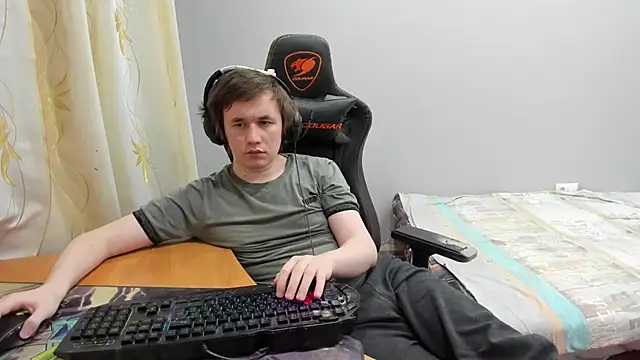 iliaskrislove online show from 5, 3, 2026