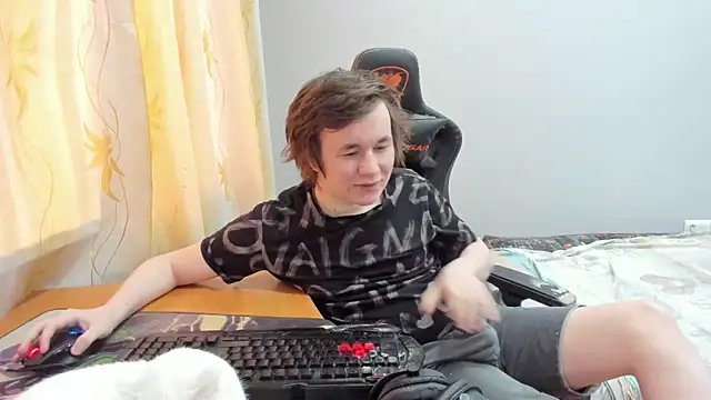 iliaskrislove online show from 14, 4, 2026