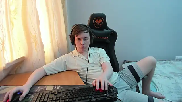 iliaskrislove online show from 20, 4, 2026