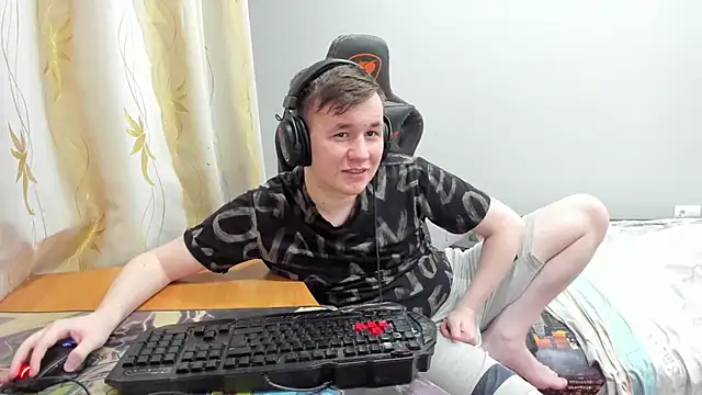 iliaskrislove online show from 27, 4, 2026