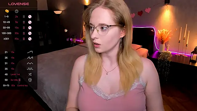 Aemilia  online show from 7, 3, 2026