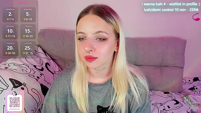 Snapshot of Alice_Halle chatting on 10, 3, 2025 Alice Halle online show from 10, 3, 2025