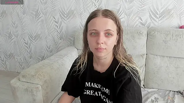 Alice Halle online show from 25, 7, 2026