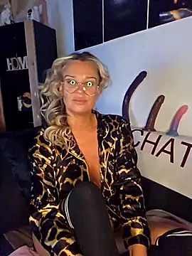 SpicyVicky online show from 26, 9, 2025