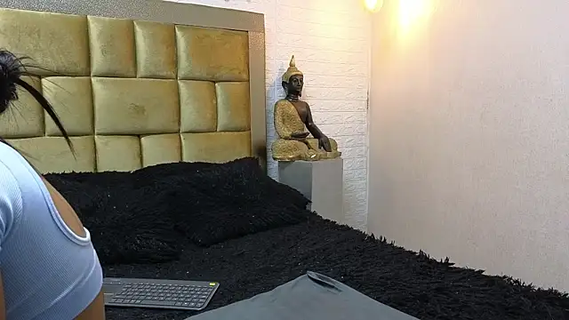 ximenawilliamss online show from 12, 2, 2026