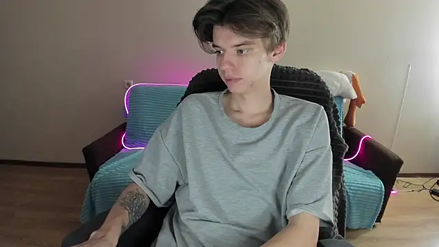 Snapshot of Liam_sexy1 chatting on 4, 12, 2024 Liam sexy1 online show from 4, 12, 2024