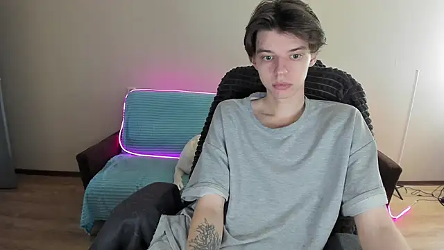 Snapshot of Liam_sexy1 chatting on 18, 12, 2024 Liam sexy1 online show from 18, 12, 2024