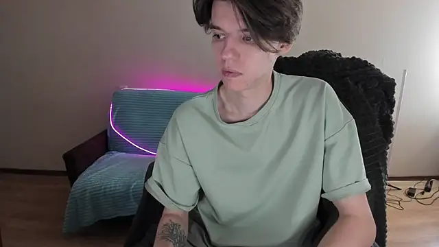 Snapshot of Liam_sexy1 chatting on 8, 1, 2025 Liam sexy1 online show from 8, 1, 2025