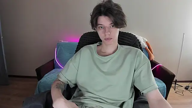 Snapshot of Liam_sexy1 chatting on 11, 1, 2025 Liam sexy1 online show from 11, 1, 2025