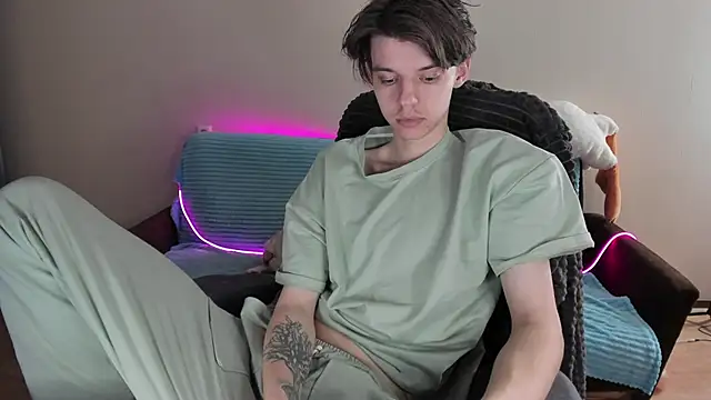 Snapshot of Liam_sexy1 chatting on 24, 1, 2025 Liam sexy1 online show from 24, 1, 2025