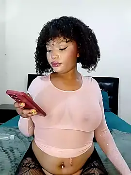 Snapshot of Sugartonguexx chatting on 5, 11, 2025 Sugartonguexx online show from 5, 11, 2025