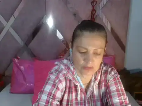 Mulan sexy01 online show from 25, 2, 2025