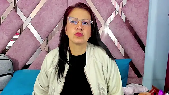 Mulan sexy01 online show from 17, 1, 2026