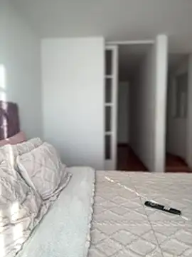 samantha evans2 online show from 25, 4, 2026