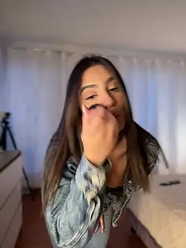 samantha evans2 online show from 29, 4, 2026