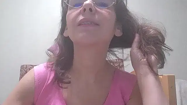 HollyJewel online show from 28, 1, 2025