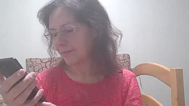 HollyJewel online show from 14, 2, 2025