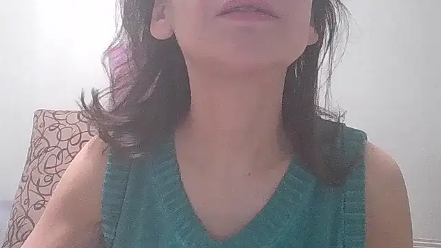 HollyJewel online show from 7, 3, 2025