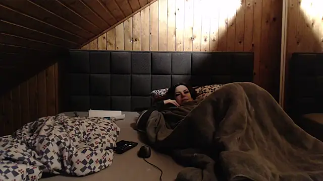 Snapshot of BoeseMoni1998 chatting on 15, 2, 2025 BoeseMoni1998 online show from 15, 2, 2025