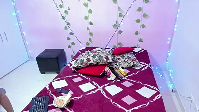 ambersmitx online show from 9, 1, 2025