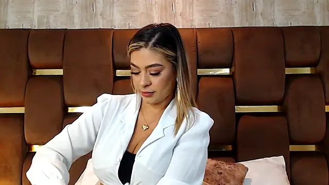 JoannaStanford online show from 17, 9, 2025