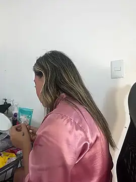 AriannaTorres online show from 24, 4, 2026