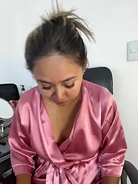 AriannaTorres online show from 28, 4, 2026