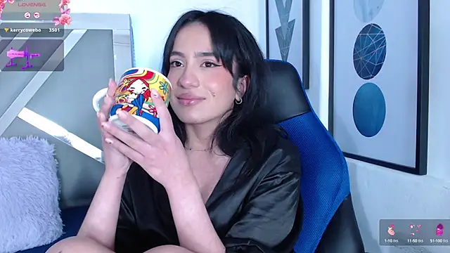 ZaraDames  online show from 1, 3, 2025