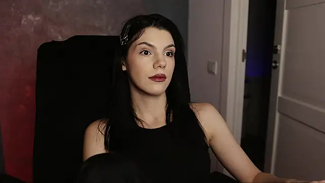 mistress  rochelle online show from 18, 2, 2025