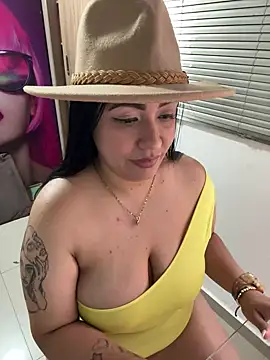 marta201 alfaro online show from 26, 1, 2025