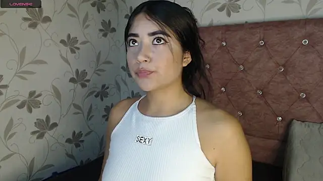 Snapshot of Susy_thomson chatting on 22, 3, 2025 Susy thomson online show from 22, 3, 2025