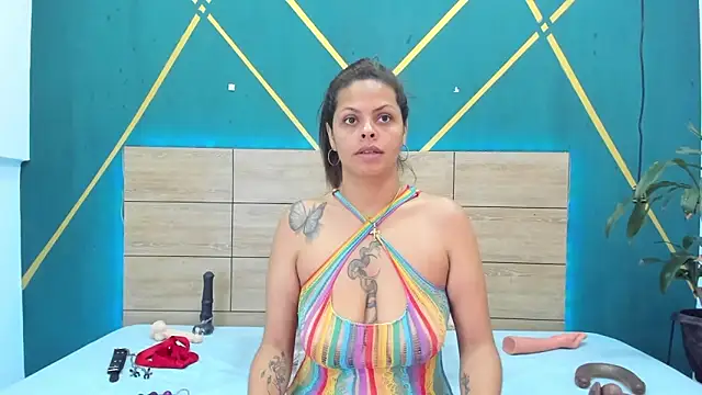 Luna smit08 online show from 21, 2, 2025