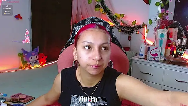 Littlerouse  online show from 20, 12, 2025