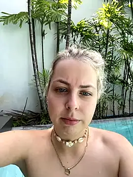 Livewithlucy online show from 7, 10, 2025