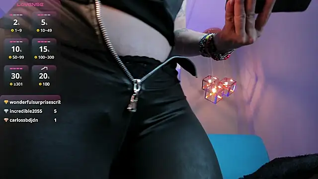 violet scott online show from 15, 1, 2025