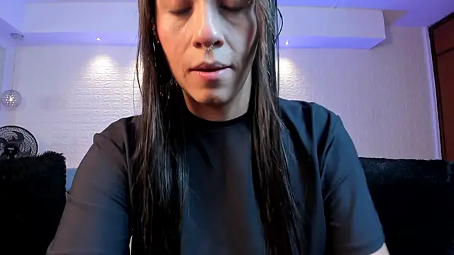 violet scott online show from 18, 9, 2025